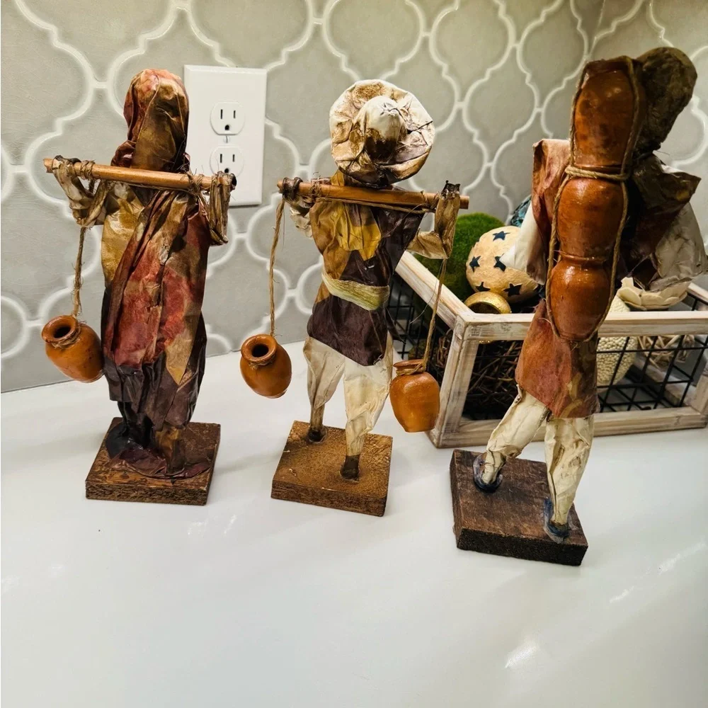 Vintage Mexican folk art paper mache